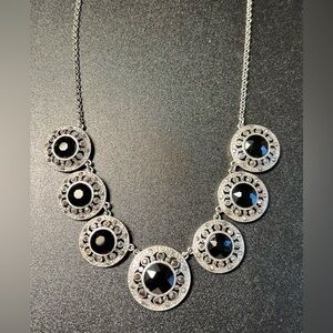 Roman RMN Silver Tone Round Black Glass Cabachon Gray Rhinestone Design Choker